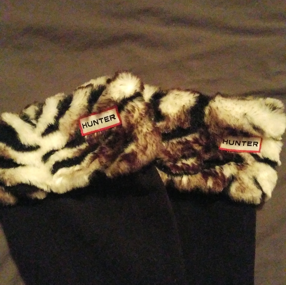 Hunter Tiger Print Socks